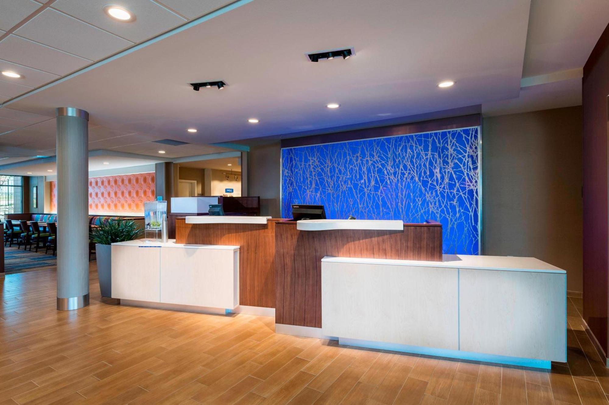 Fairfield Inn & Suites By Marriott Dallas Waxahachie Exterior photo