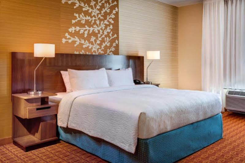 Fairfield Inn & Suites By Marriott Dallas Waxahachie Exterior photo
